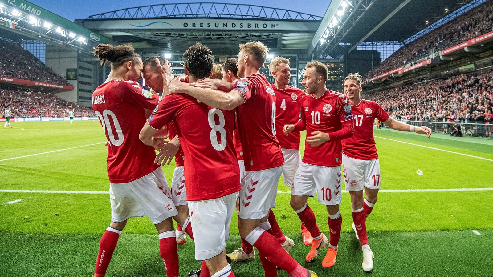 DBU: Hjælpepakker til dansk fodbold er altafgørende